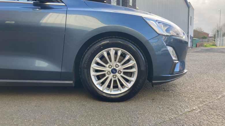 Ford Focus 1.5 EcoBoost 150 Titanium 5dr Auto Petrol Estate